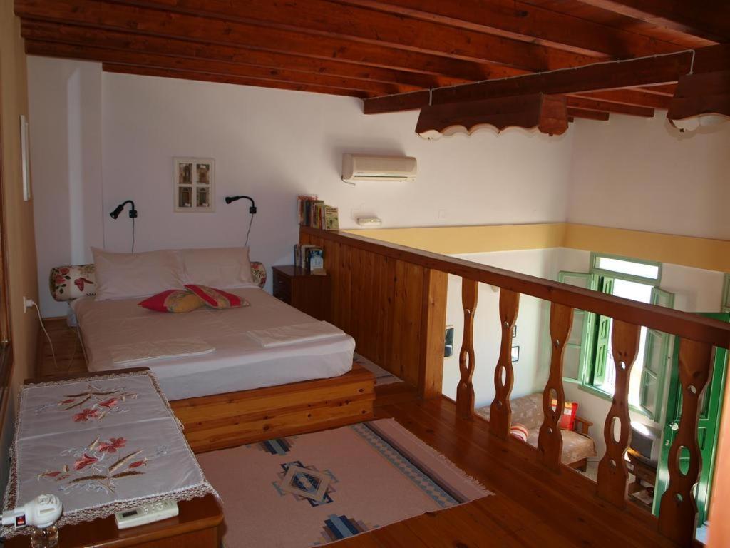 Andreas Apartments Simi Dış mekan fotoğraf